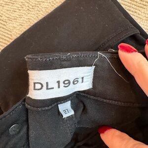 DL1961 Black skinny Jeans